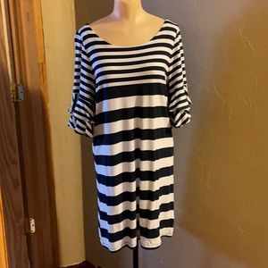 Women’s Large Lilly Pulitzer striped dress